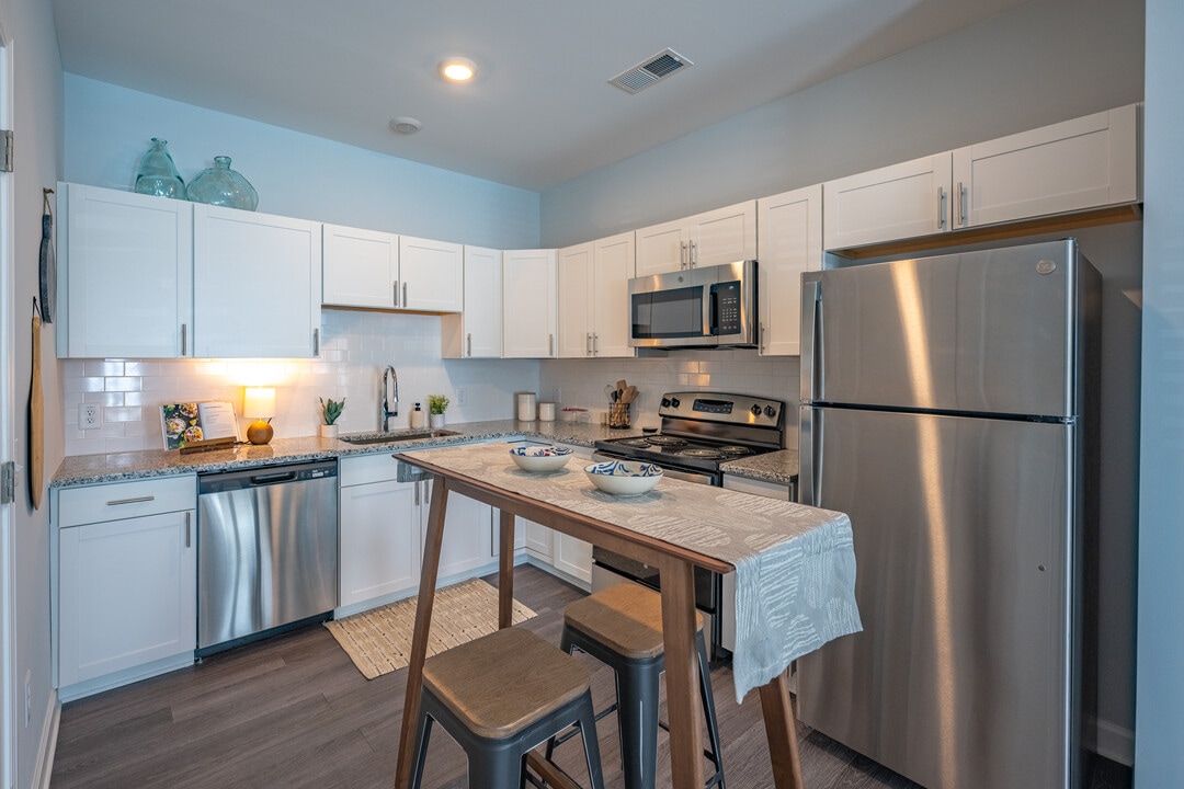 Legacy at Baldwin Ridge Apartments in Burlington, NC - Foto de edificio