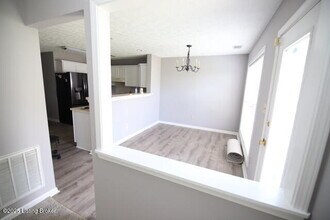 5117 Middlesex Dr in Louisville, KY - Building Photo - Building Photo