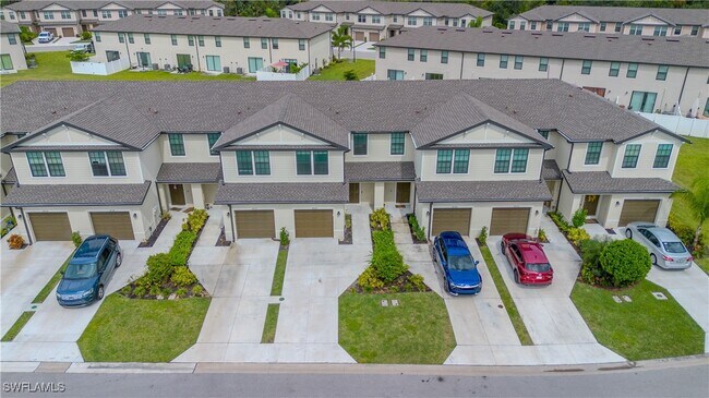 property at 14310 Oviedo Pl