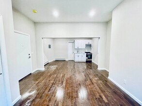 1607 Kerrigan Ave in Union City, NJ - Building Photo - Building Photo