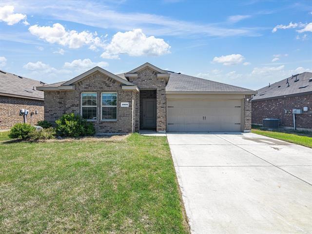 2908 Royal Acres Dr in Denton, TX - Building Photo
