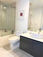 31 SE 6th St, Unit 1003 in Miami, FL - Foto de edificio - Building Photo