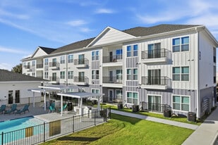 The Gardens at Greenhouse in Houston, TX - Building Photo