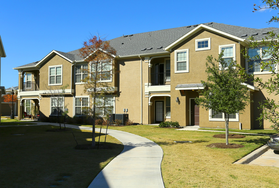 Century Stone Hill South in Pflugerville, TX - Foto de edificio