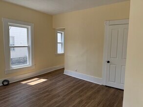 124 Kendall St in Framingham, MA - Building Photo - Building Photo
