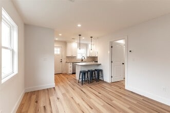 323 N Highland Ave in Nyack, NY - Building Photo - Building Photo