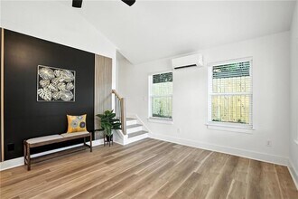 1597 Glenwood Ave SE in Atlanta, GA - Foto de edificio - Building Photo