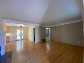 4614 Idlewilde Ln SE in Albuquerque, NM - Building Photo - Building Photo