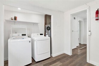 331 Azalea Cir W in Mobile, AL - Building Photo - Building Photo