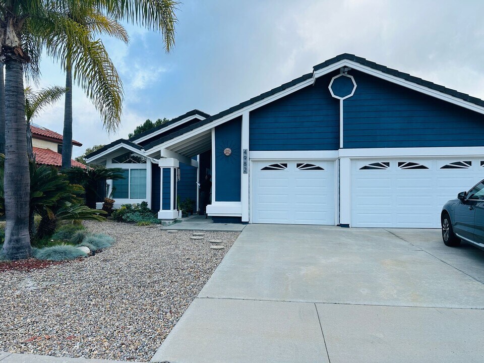4982 Wildwood Dr in Oceanside, CA - Building Photo