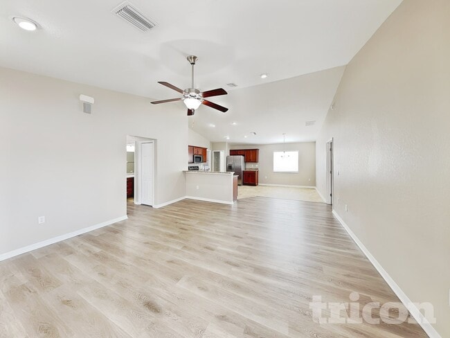 2311 12th Ave E in Palmetto, FL - Building Photo - Building Photo