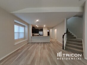11668 Bakersfield Pass in San Antonio, TX - Building Photo - Building Photo