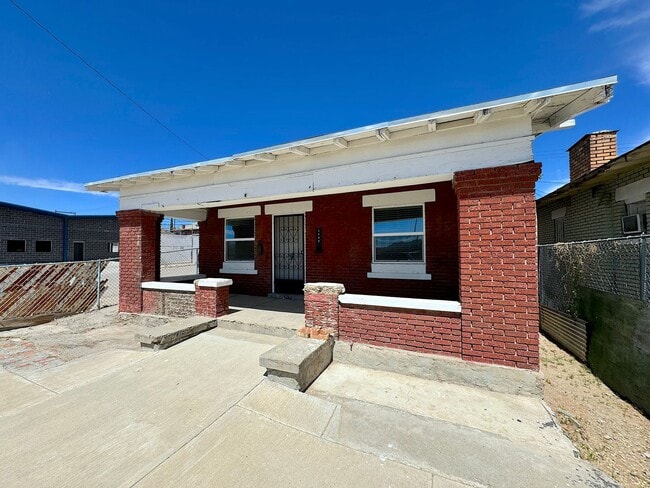 property at 1233 W Main Dr