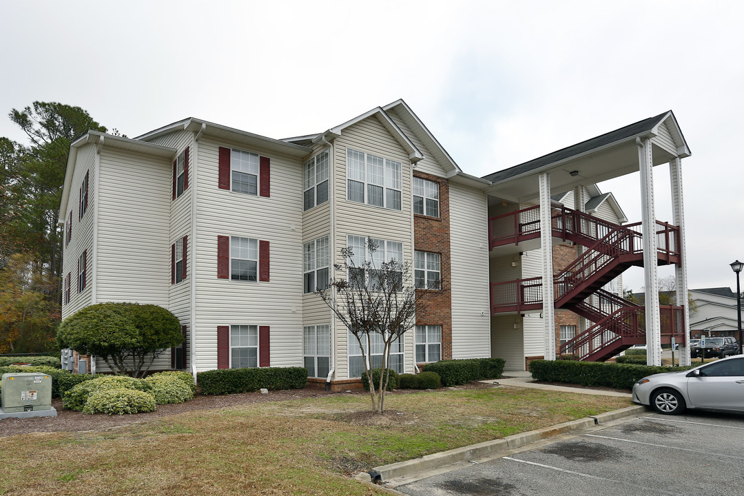 Summer Crest Apartments in Little River, SC - Foto de edificio