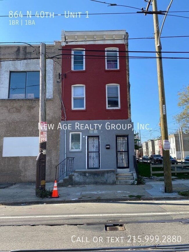 864 N 40th St