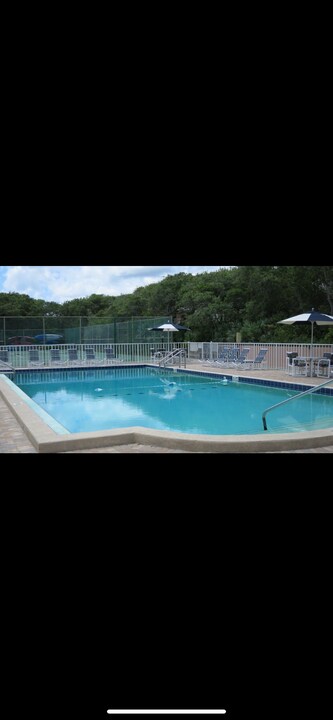 4150 S Atlantic Ave in New Smyrna Beach, FL - Building Photo