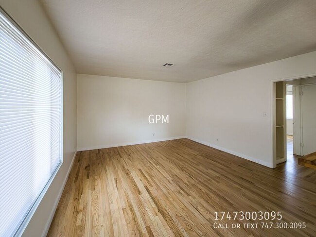 2915 St George St in Los Angeles, CA - Building Photo - Building Photo