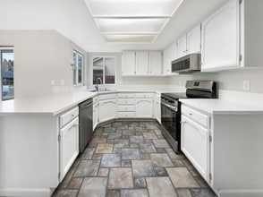 1172 Willow Creek Dr in Yuba City, CA - Building Photo - Building Photo