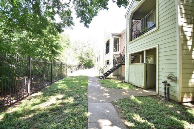 property at 6602 Harbor Town Dr