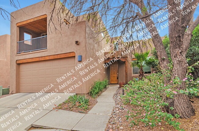 property at 2974 N Cardell Cir