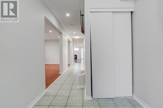 26 Perfitt Crescent in Ajax, ON - Building Photo - Building Photo