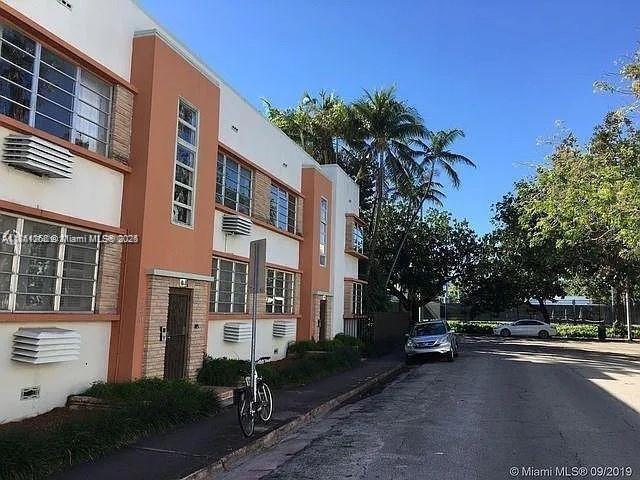 property at 736 12th St
