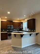 17372 SE Elias Ct in Damascus, OR - Building Photo - Building Photo