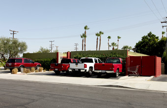 971 E Chuckwalla Rd in Palm Springs, CA - Building Photo - Building Photo