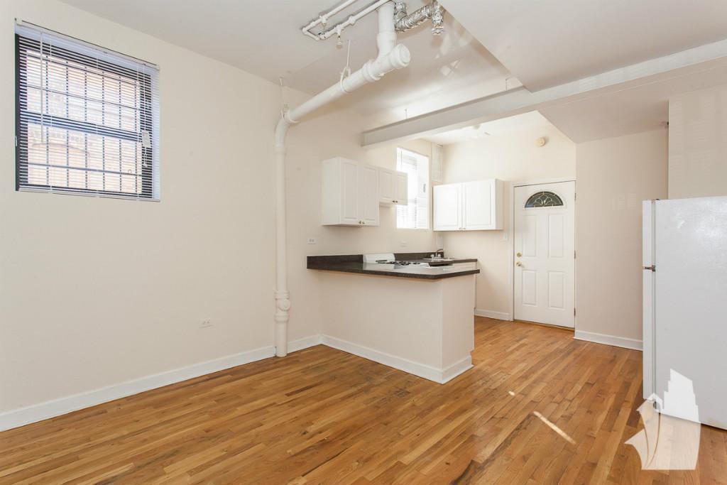 1110 W Wellington Ave, Unit 2952-GDN Photo