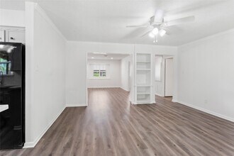 2703 Shakespeare St in Pearland, TX - Building Photo - Building Photo