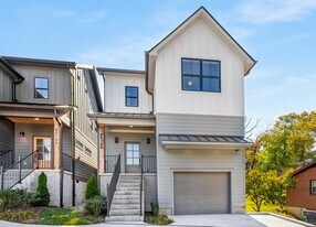 6515 Premier Dr in Nashville, TN - Building Photo