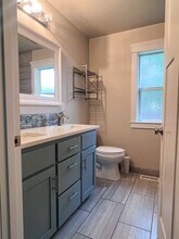 3703 Long St in Sweet Home, OR - Building Photo - Building Photo