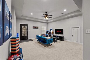 200 Cove Dr in Shady Shores, TX - Building Photo