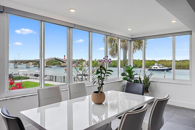 325 S Beach Rd in Jupiter, FL - Building Photo - Building Photo