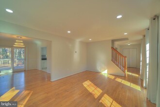 2509 Freetown Dr in Reston, VA - Building Photo - Building Photo