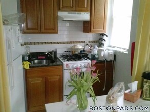 204 Hemenway St in Boston, MA - Building Photo - Building Photo