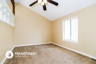 611 W Sunrise Dr in Belton, MO - Building Photo - Building Photo