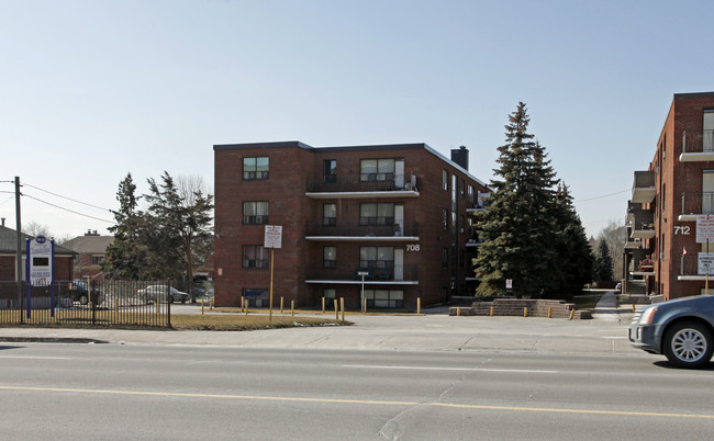 Kennedy Apartments in Toronto, ON - Building Photo - Building Photo