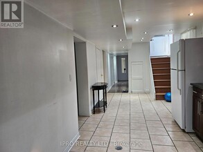 26 Bairstow Crescent in Toronto, ON - Building Photo - Building Photo