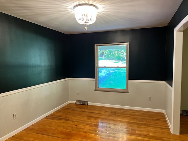 5118 Cumberland Wood Dr NW in Knoxville, TN - Foto de edificio - Building Photo