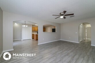 2103 Whispering Trails Blvd in Winter Haven, FL - Building Photo - Building Photo