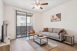 6610 N 93rd Ave in Glendale, AZ - Building Photo