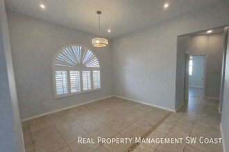 816 Grand Rapids Blvd in Naples, FL - Building Photo - Building Photo