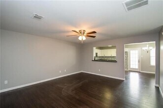 926 Walnut St in Burleson, TX - Building Photo - Building Photo