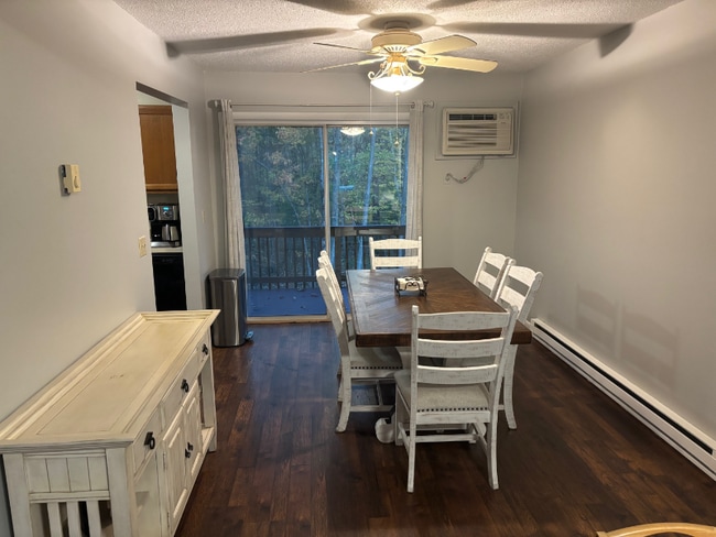 745 Merrow Rd in Coventry, CT - Building Photo - Building Photo