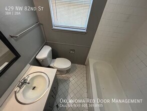 429 NW 82nd St in Oklahoma City, OK - Building Photo - Building Photo