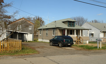 612 Elder St in Parkersburg, WV - Building Photo - Building Photo