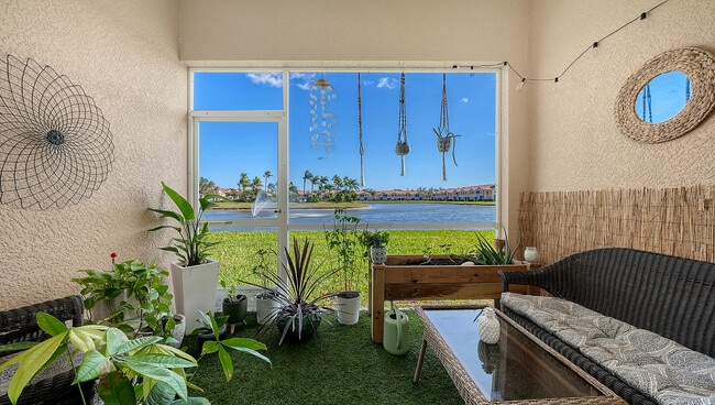 3790 Parkridge Cir in Sarasota, FL - Building Photo - Building Photo