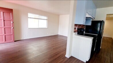 420 Lewis Ln, Unit 420 Lewis in Pacifica, CA - Building Photo - Building Photo