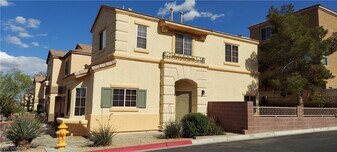 10613 Golden Aspen Ct in Las Vegas, NV - Building Photo